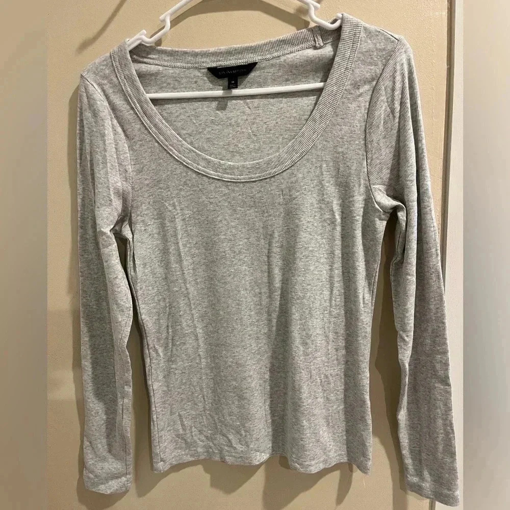 Banana Republic Gray Long Sleeve Tee
